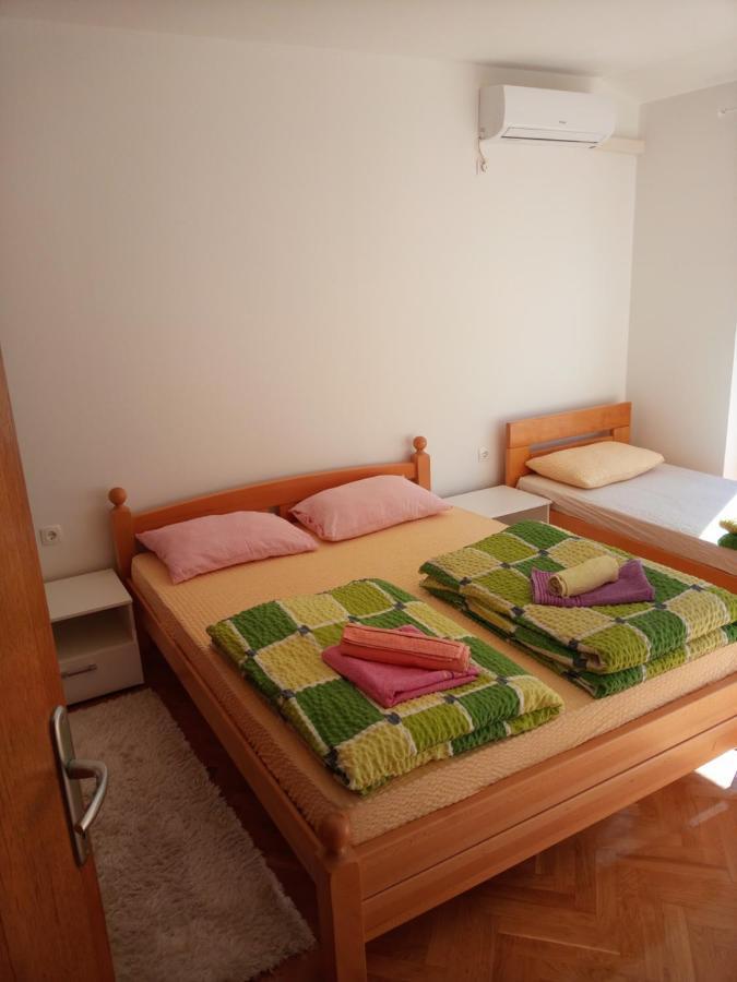 Apartment Faraon Free Private Parking 莫斯塔尔 外观 照片