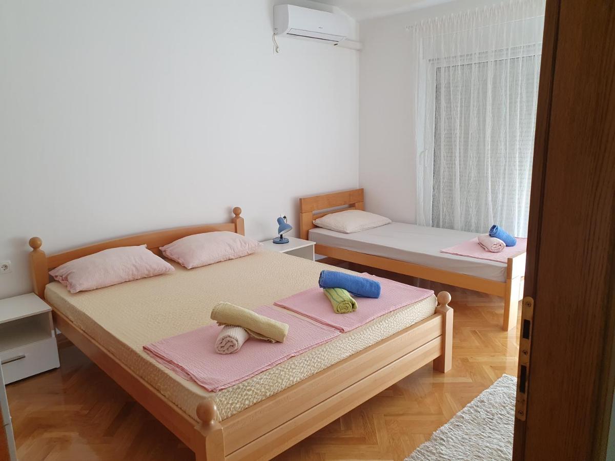 Apartment Faraon Free Private Parking 莫斯塔尔 外观 照片