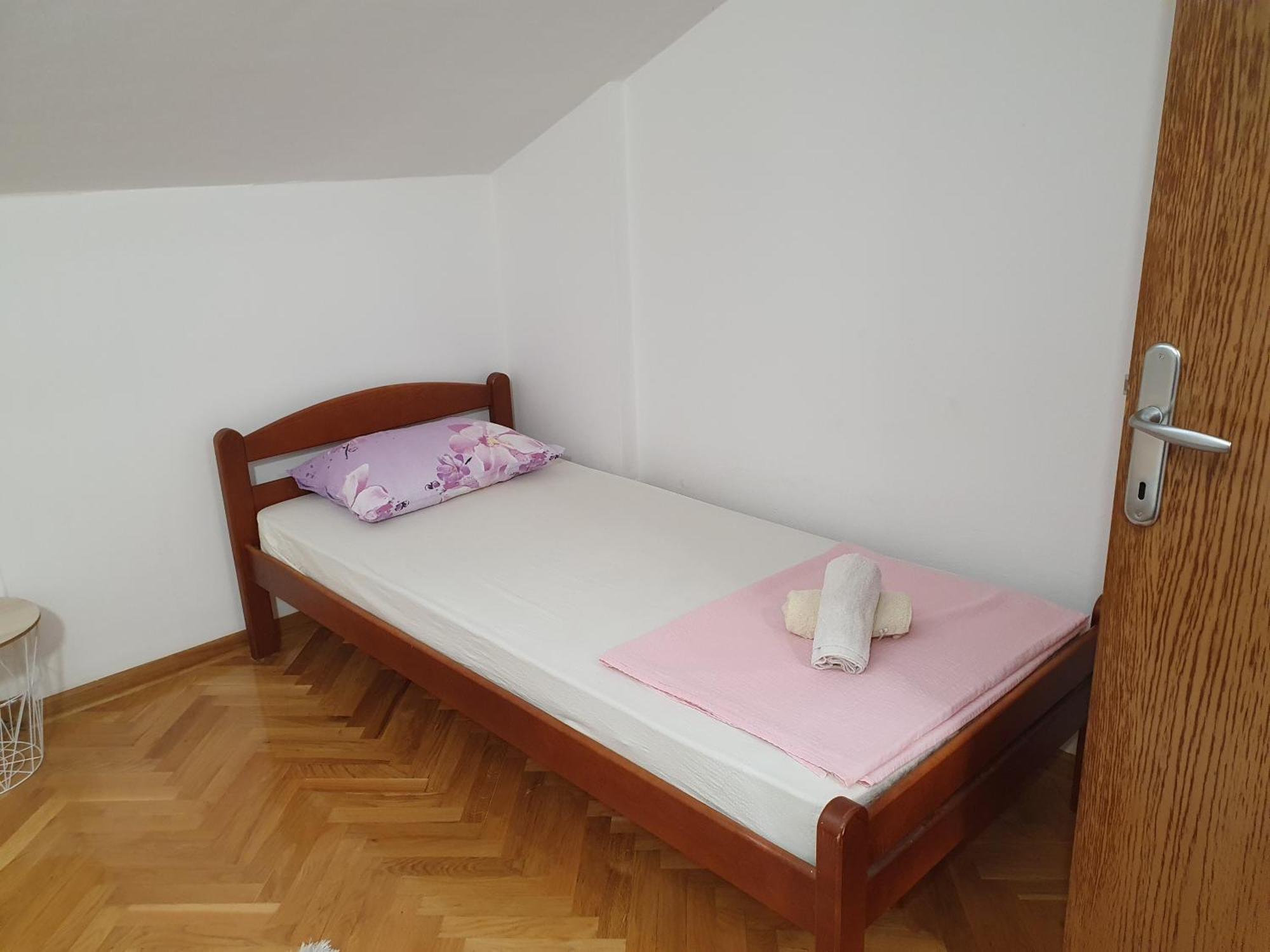 Apartment Faraon Free Private Parking 莫斯塔尔 外观 照片
