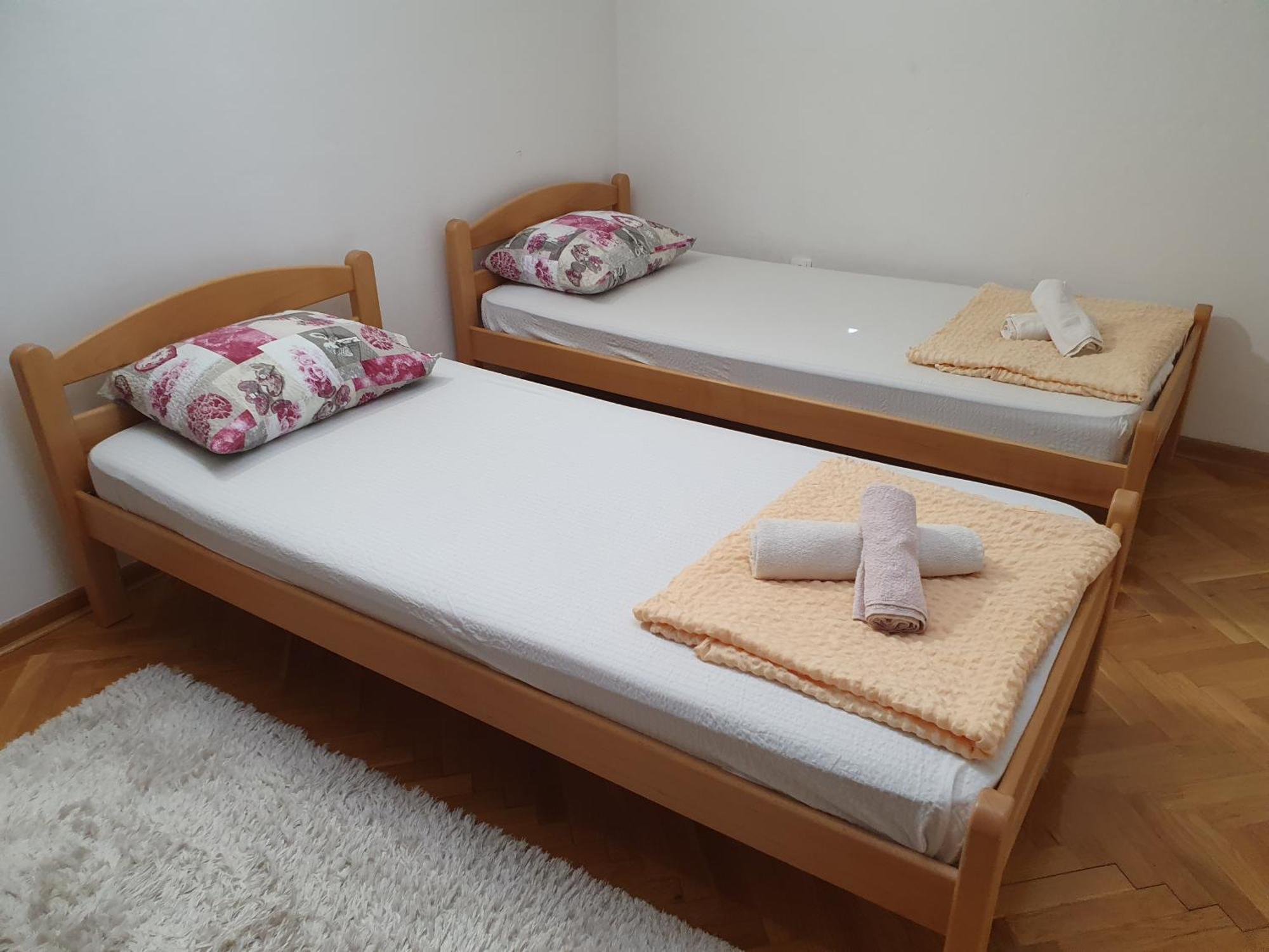 Apartment Faraon Free Private Parking 莫斯塔尔 外观 照片